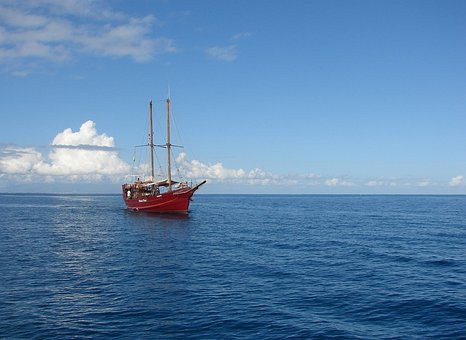 Free Sailing Boat Body Of Water photo and picture