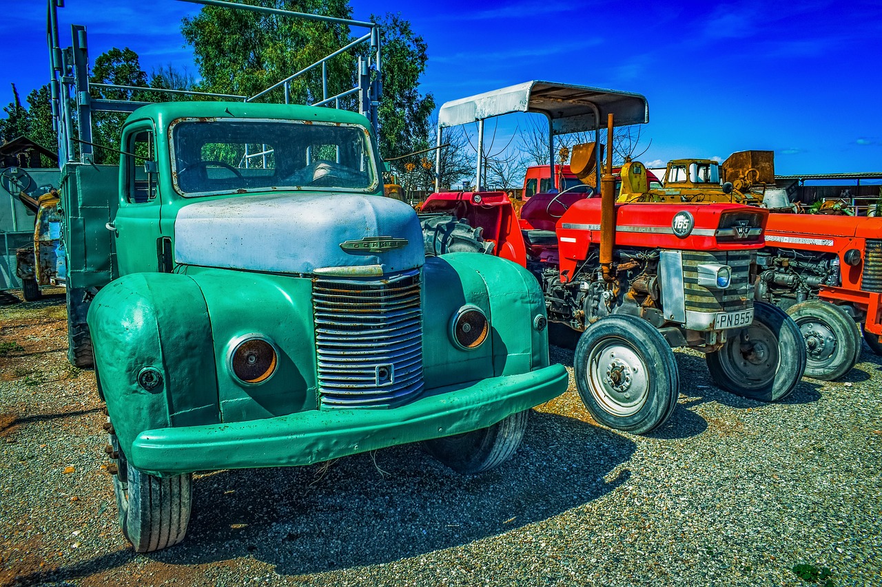 Old Car - free online jigsaw puzzle photo