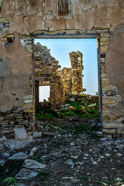 Free House Ruined photo and picture