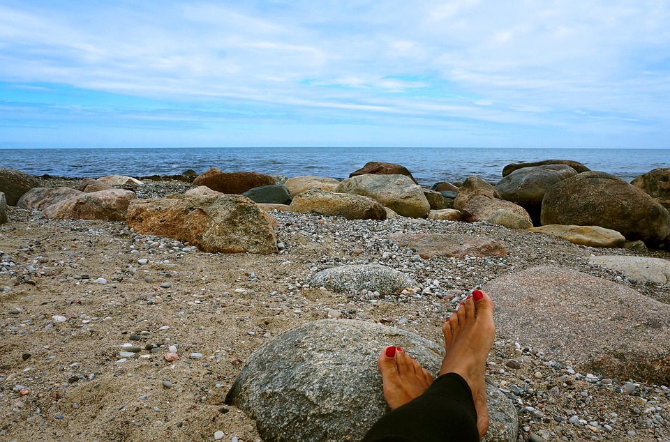 boulders-3246313_960_720.jpg