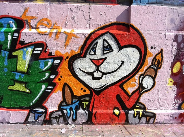 Free Graffiti Spray photo and picture