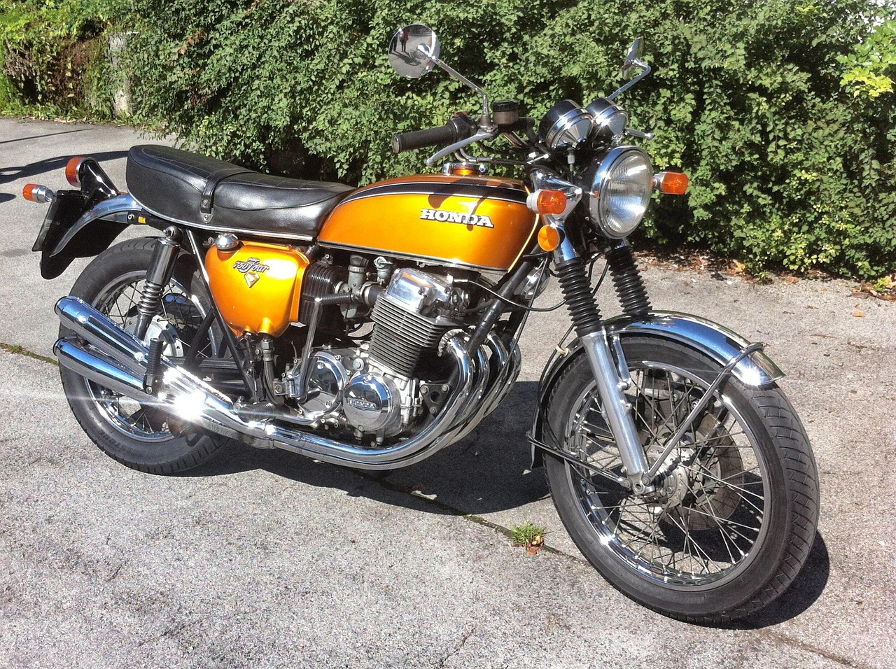 Honda motorcycle for sale in Ganja, Uzbekistan: Legal Buying and Ownership Guide