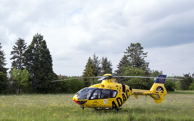 Redningshelikopter, Akutlæge, Eng, Adac