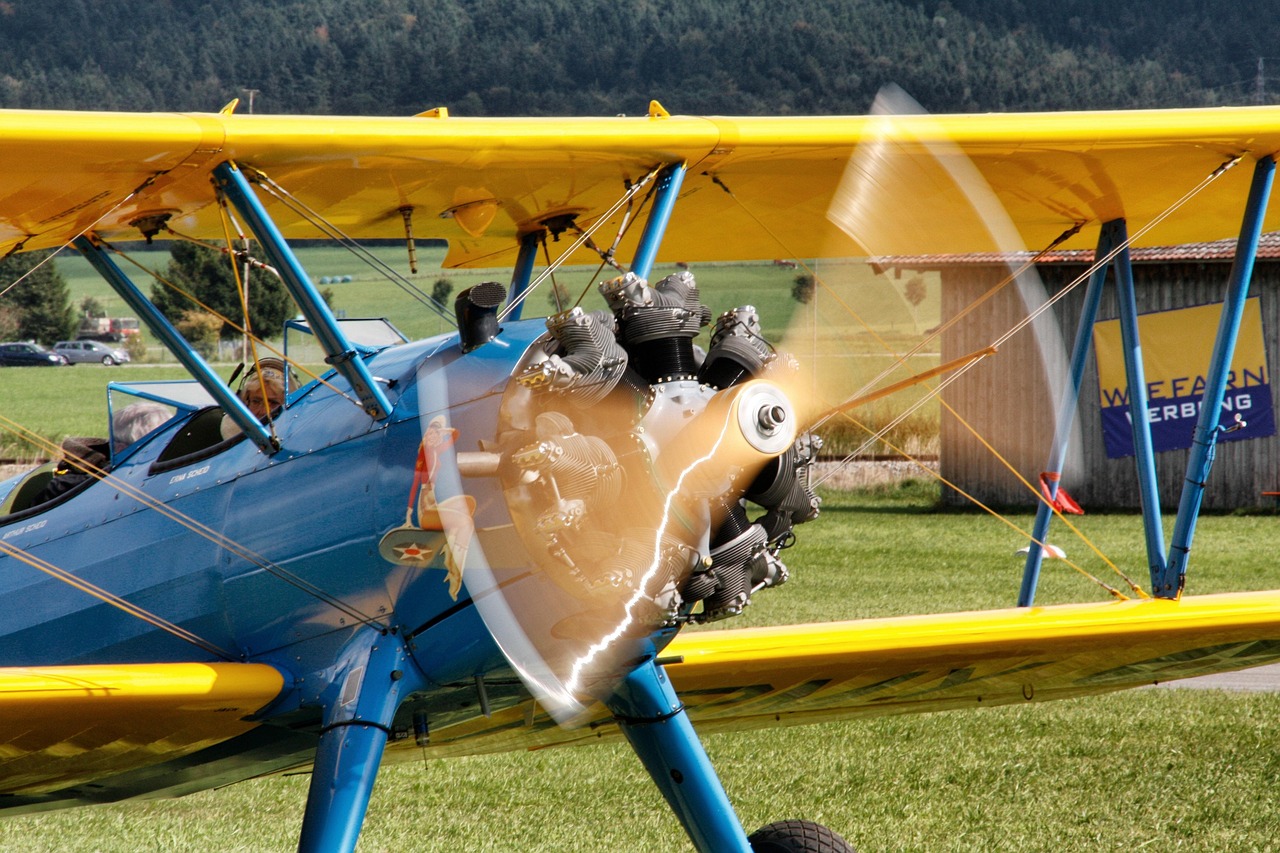 Plane - free online jigsaw puzzle photo