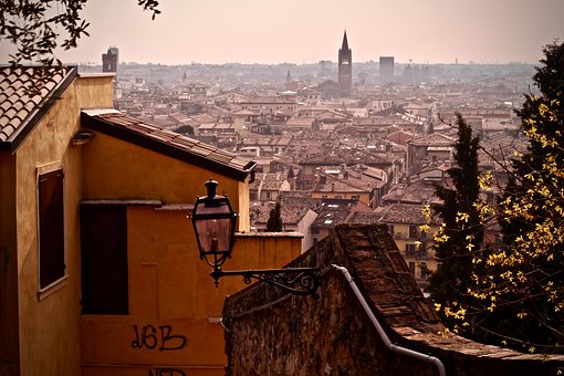 Free Architecture To Travel photo and picture