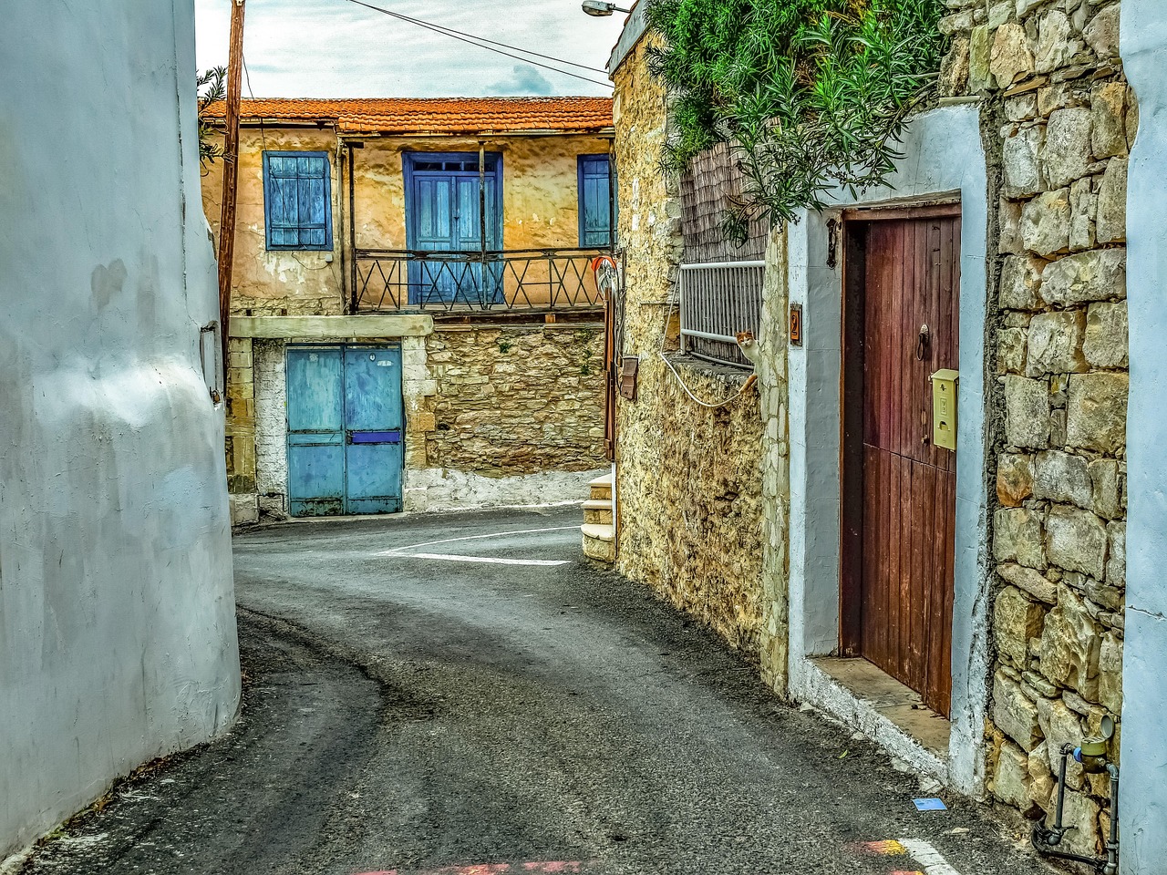 Street - free online jigsaw puzzle photo