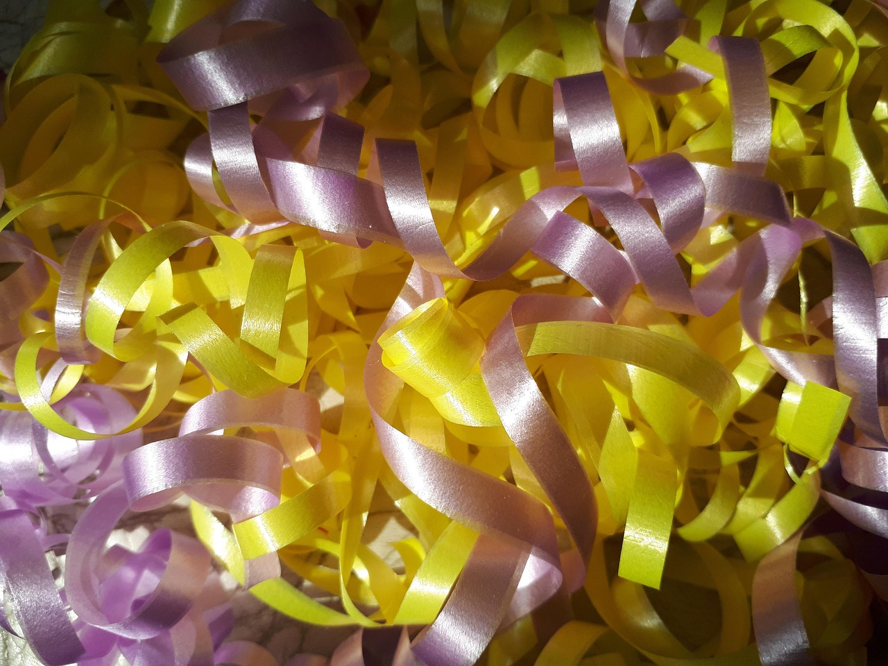 Ribbon - free online jigsaw puzzle photo