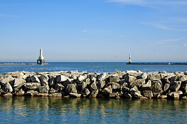 Free Sea Water photo and picture