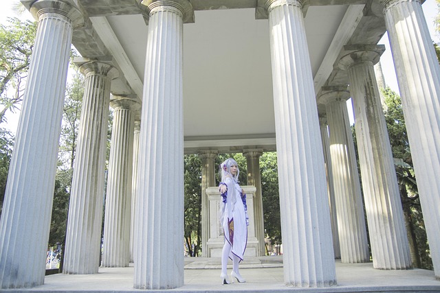 Free Column Architecture photo and picture