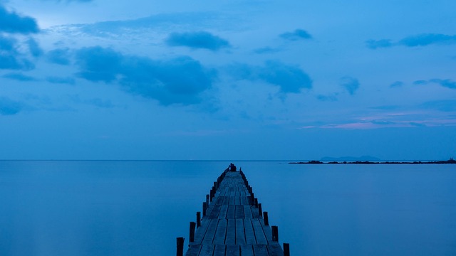 Free Water Sky photo and picture