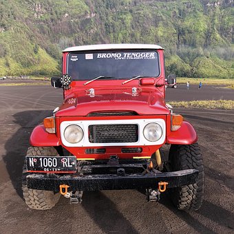 Free Jeep Ride photo and picture
