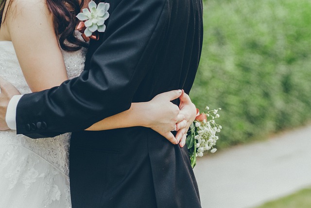 Free Wedding Couple photo and picture