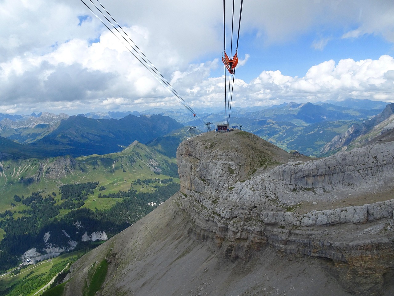 Cable Car - free online jigsaw puzzle photo