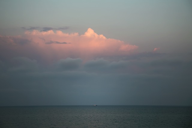 Wolke, Meer, Krim