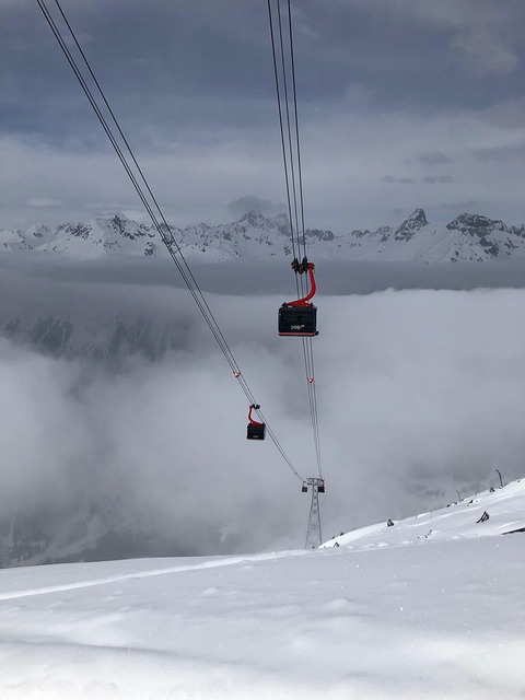 Skiurlaub, Gondel, Berge, Skipiste, Ski