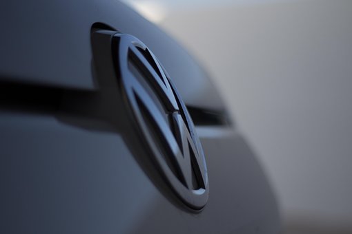 Free Automobile Blur photo and picture