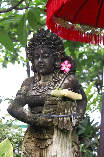 Free Sculpture Statue photo and picture