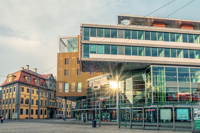 Free Architecture Building photo and picture