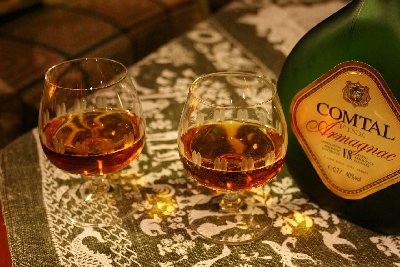 Boire Un Verre De L'Alcool - Photo gratuite sur Pixabay