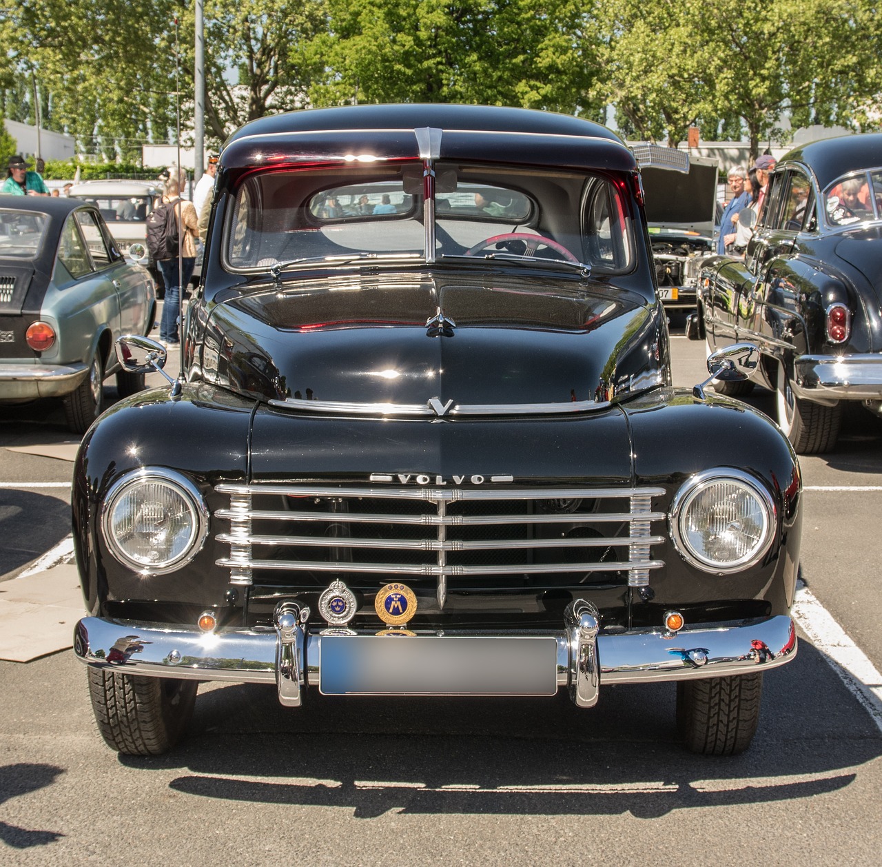 Volvo - free online jigsaw puzzle photo