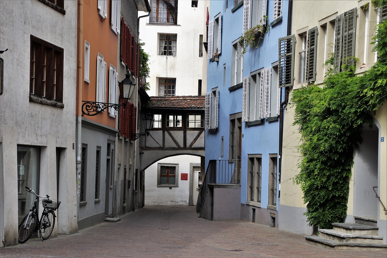 Townhouses - free online jigsaw puzzle photo