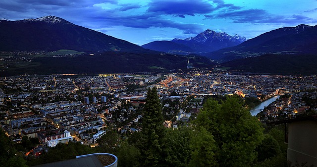 Stadt, Innsbruck, Nachtaufnahme