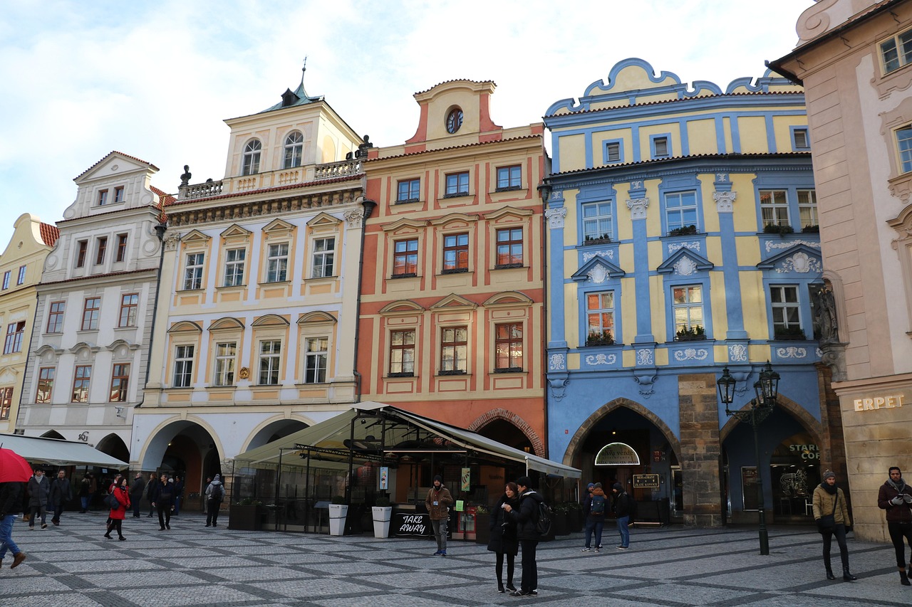 Old Town Square - free online jigsaw puzzle photo