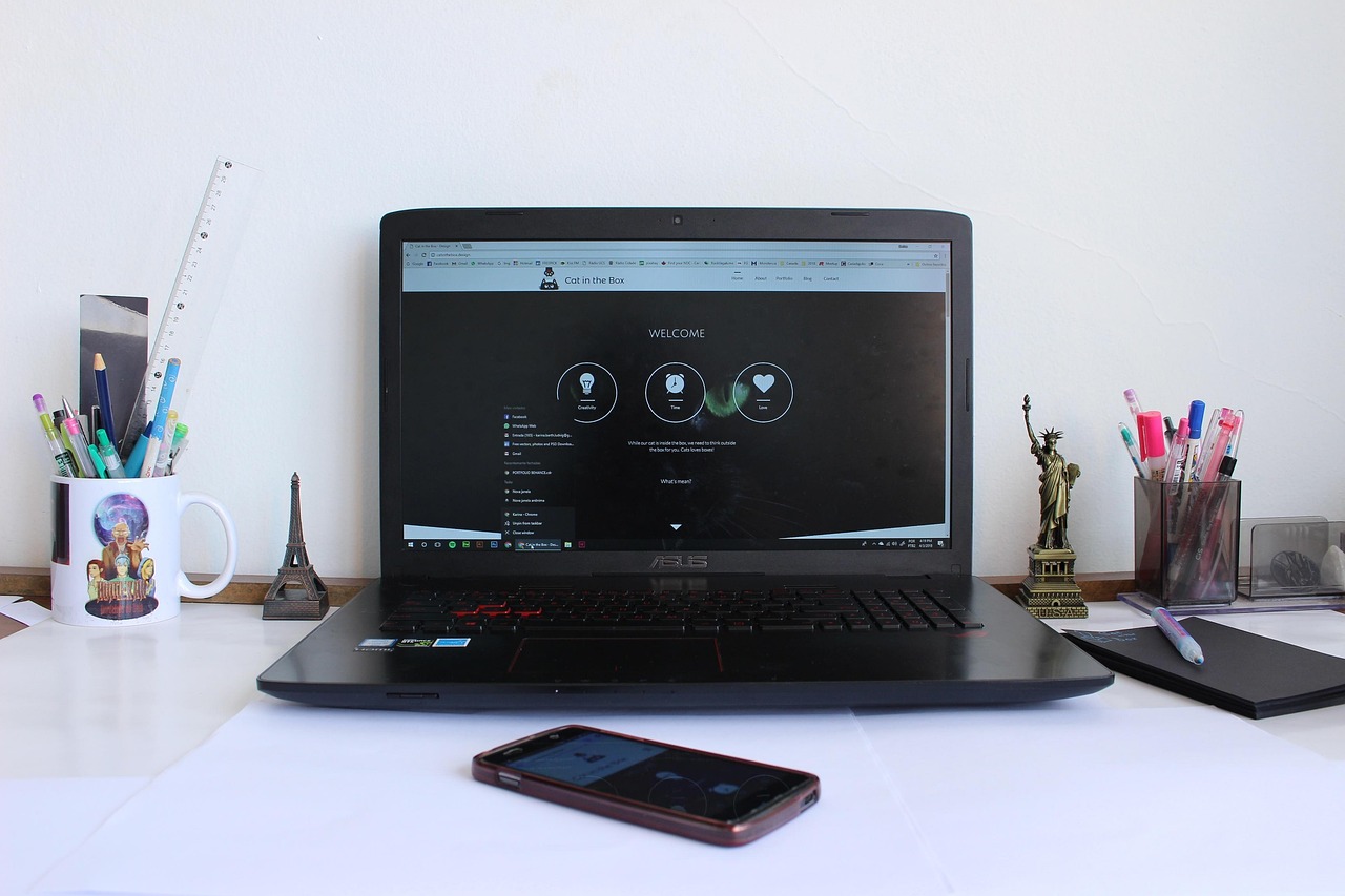 Free Computer Black photo and picture