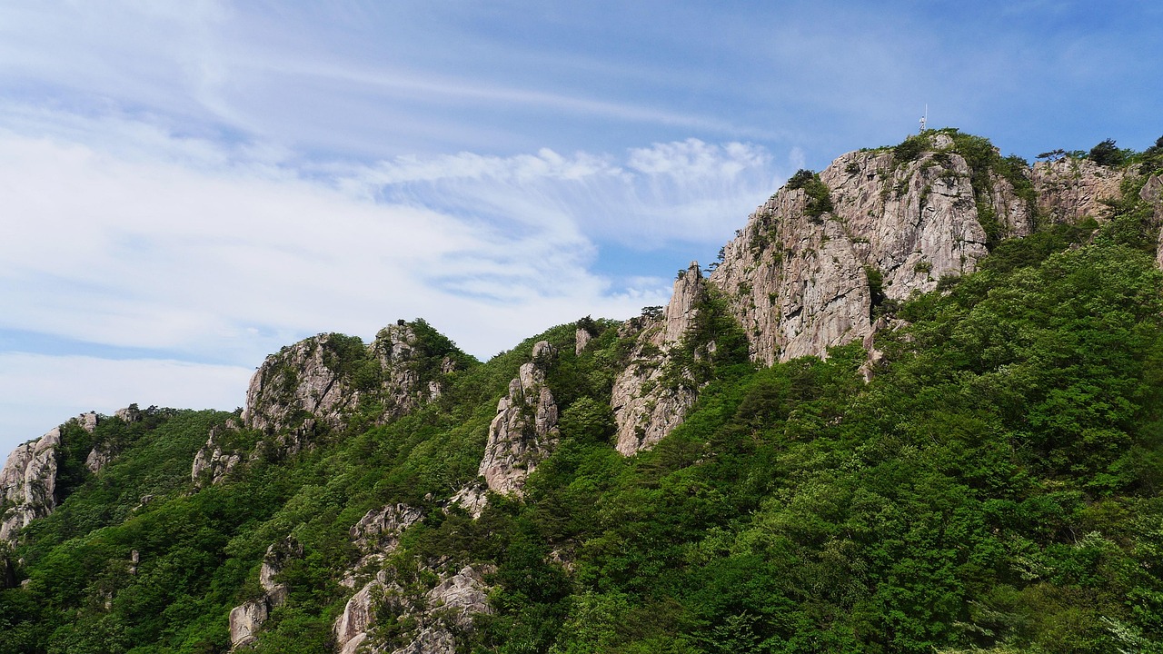 Daedunsan - free online jigsaw puzzle photo