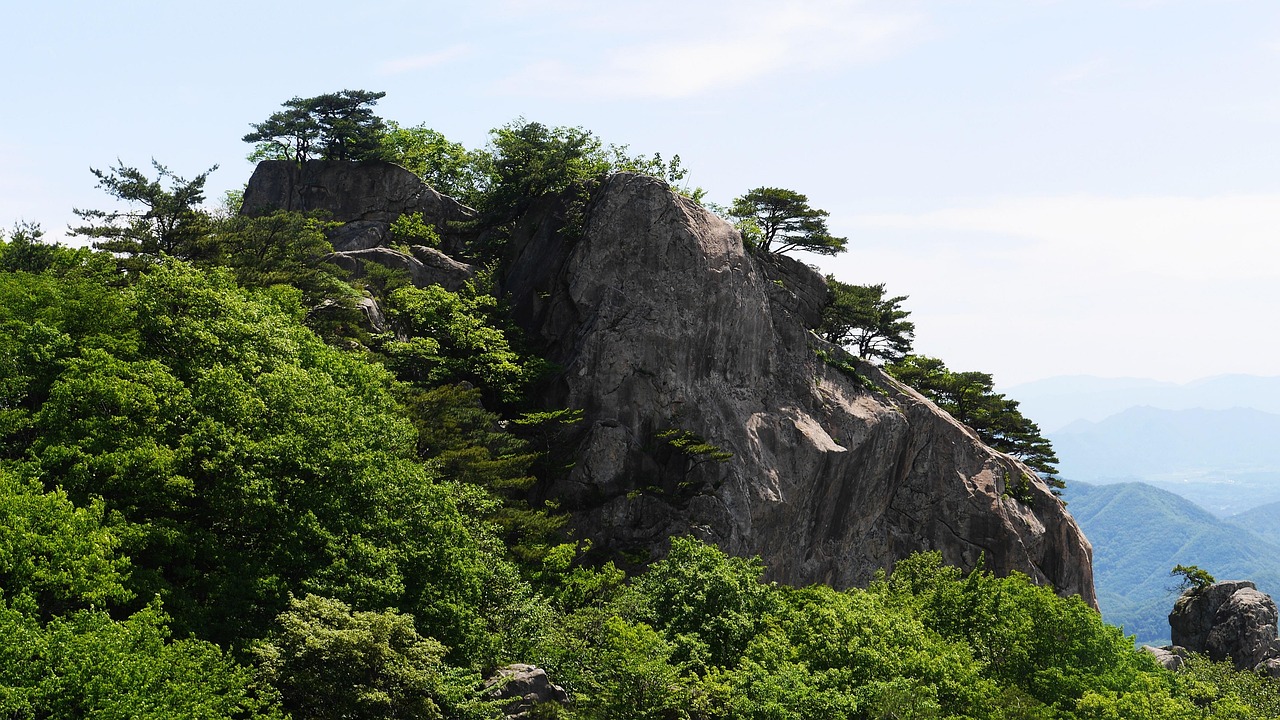 Daedunsan - free online jigsaw puzzle photo