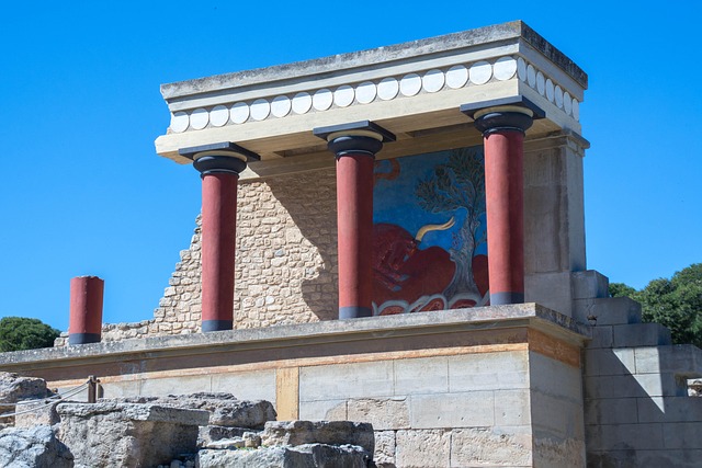 Free Mole Knossos photo and picture