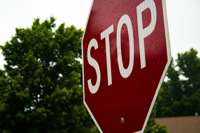 Stoppen, Unterzeichnen, Stoppschild