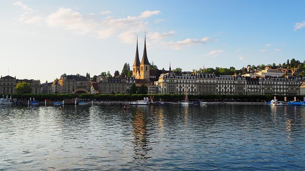 Luzern, Vierwaldstättersøen, Hofkirche