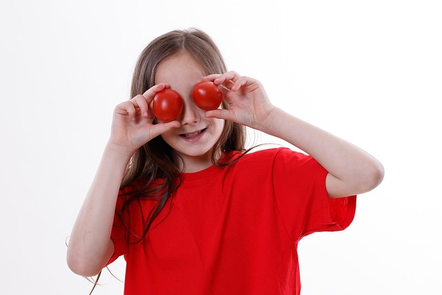 Free Tomato Vegetables photo and picture
