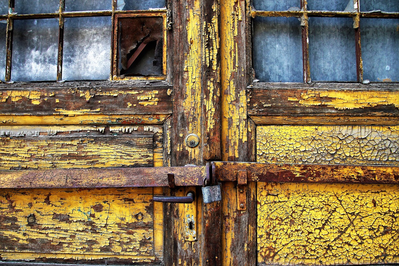 Old - free online jigsaw puzzle photo