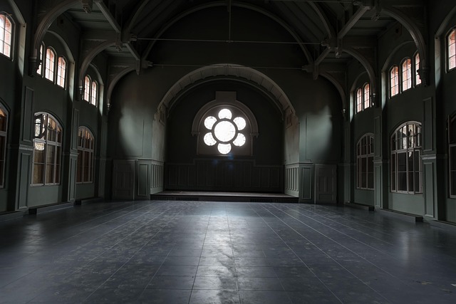 Free Beelitz Lost photo and picture