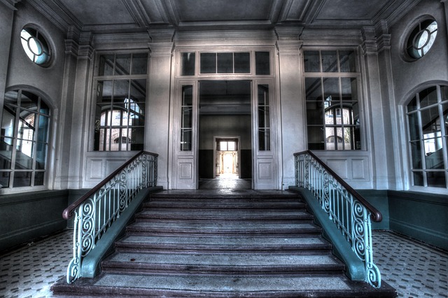 Free Lost Places photo and picture