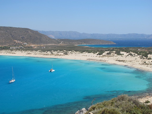 Free Yacht Catamaran photo and picture
