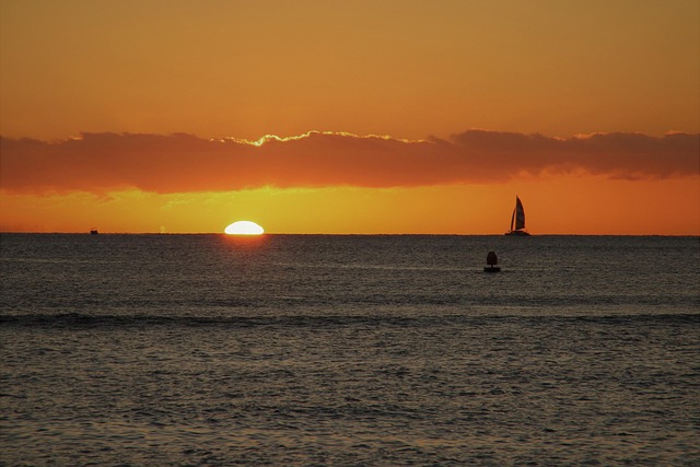 Free Hawaii Beach photo and picture
