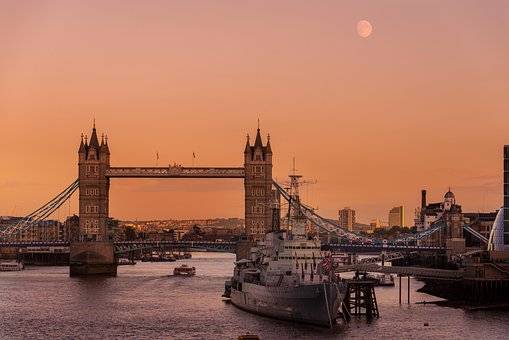 Free London Thames photo and picture