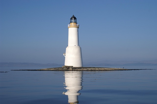 Free Lighthouse Sea photo and picture