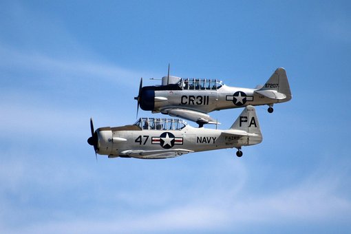airshow-3482734__340.jpg