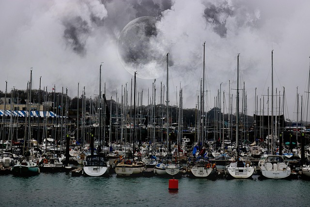 Free Moon Port photo and picture