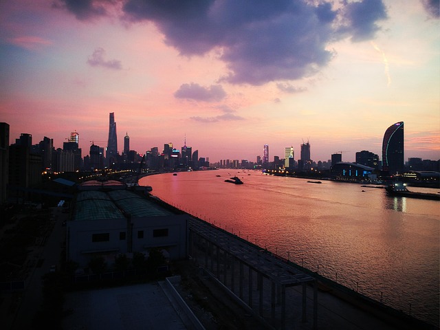 Free Shanghai Huangpu River photo and picture