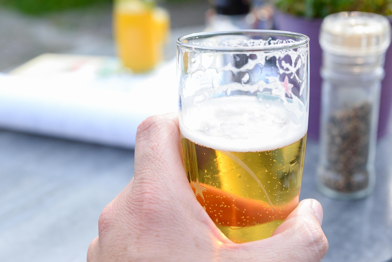 10,000+ Free Beer Cheers & Beer Images - Pixabay