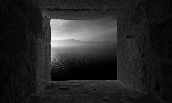 Free Sea Black photo and picture
