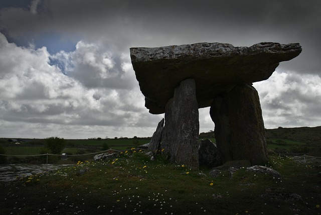 Free Dolmen Ireland photo and picture