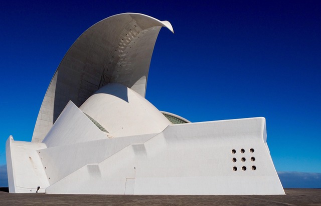 Free Architecture Building photo and picture