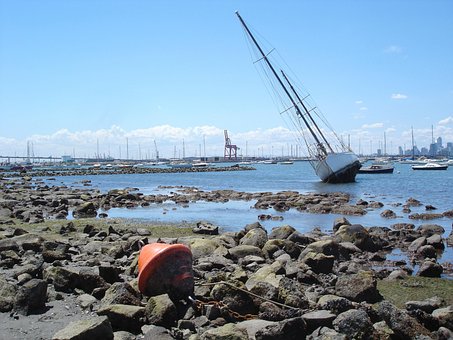 Free Yacht Stranded photo and picture