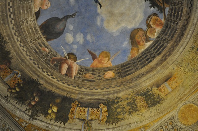 Free Mantua Oculus photo and picture